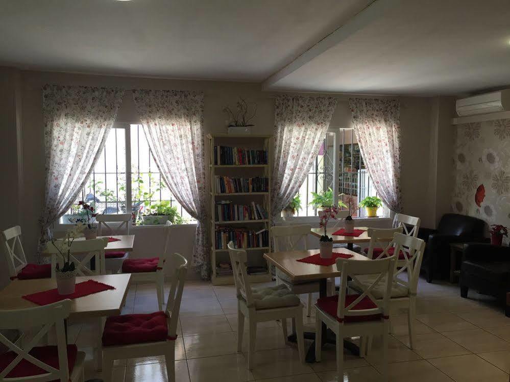 Hotel Marbella 丰希罗拉 外观 照片
